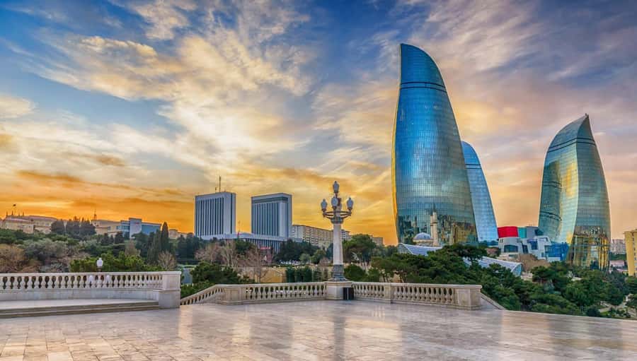 Best of Baku: 4-Hour City Tour Historic and Modern Landmarks - The funicular ride and the Blue Mosque