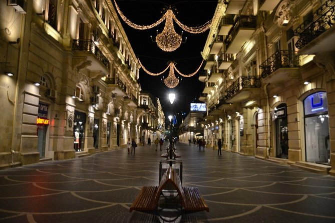 City Tour in Baku - Nizami Street and Fountain Square
