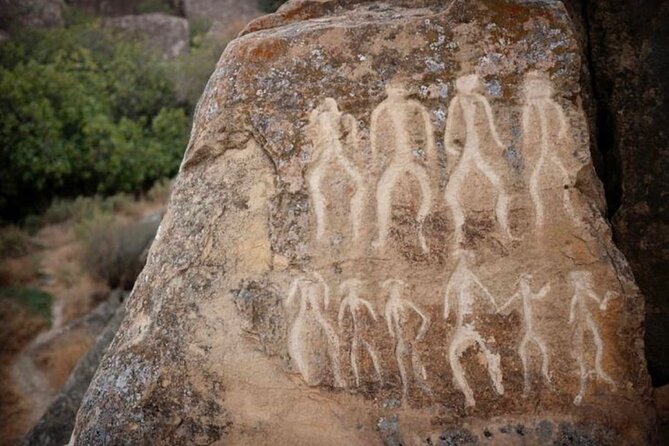 Day Trip in Baku - The Mud Volcanoes Offer Azerbaijan’s Oddest Hour