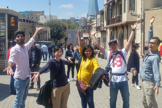 Discover Baku Private 3-hour Tour - Starting at Icherisheher and Istiglaliyyat Street