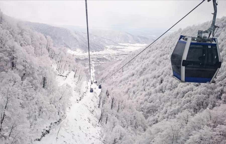 From Baku: Candy Mountains and Shahdag Tour - Three and a half hours at Shahdag Mountain Resort