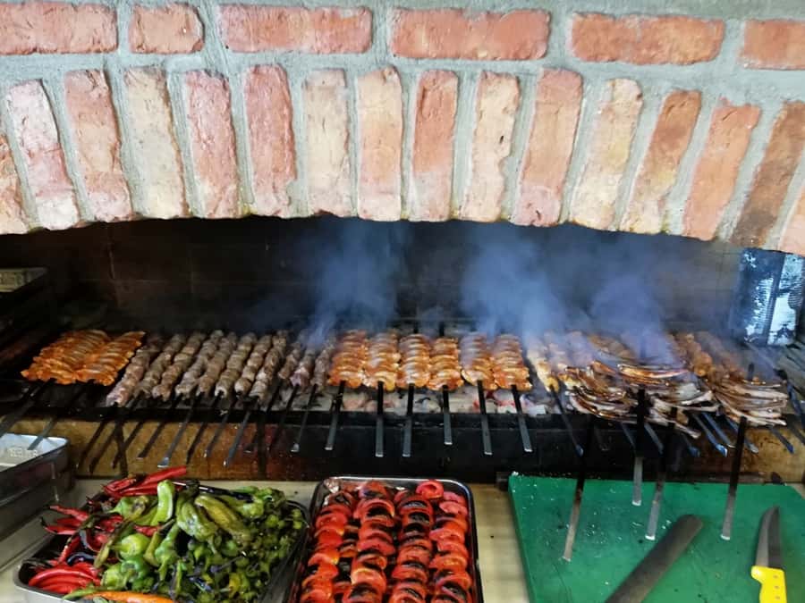 Full-Day City Tour of Baku with Azerbaijani Lunch - Entering Icherisheher, Baku’s walled center