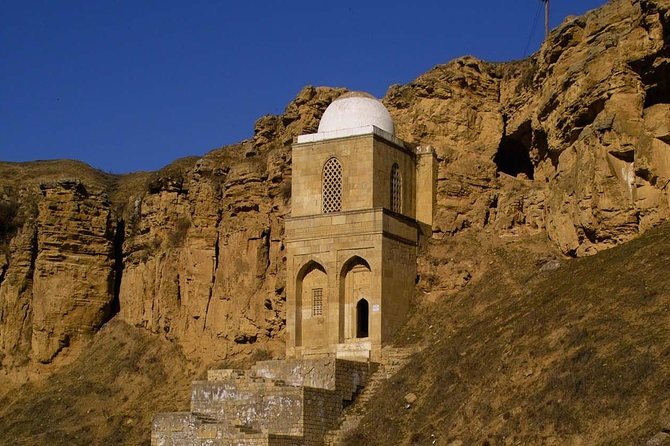 Full Day Guided Tour of Shamakhi and Gabala - Arriving in Gabala for lunch