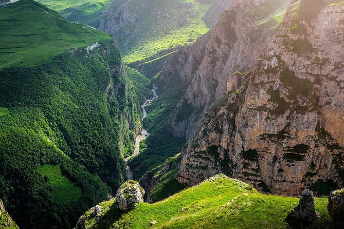 Full-Day Private Tour of Guba and Khinalig - From Baku to the forests of Qecresh