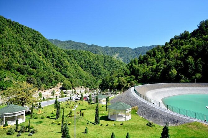 Gabala and Shamakhi Trip (Group or Private) - What the Guide Service Means in Practice