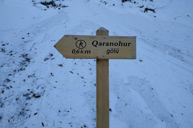 Garanohur Lake Hiking Tour - A frozen lake or a quiet forest pool