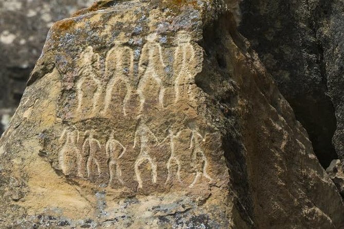 Gobustan+Absheron Day Trip - Mud volcanoes and the bumpy Lada transfer