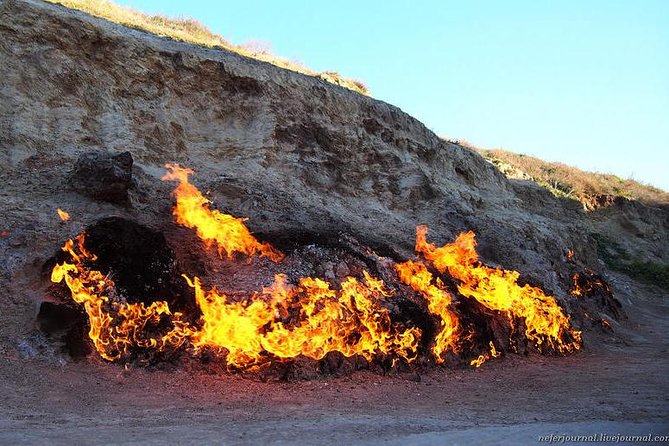 Gobustan and Absheron Private Tour - Ateshgah Fire Temple and the story of sacred flame