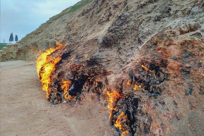 Gobustan, Mud Volcano, Burning Mountain and Fire Temple Tour - The $80 price: What you are really paying for