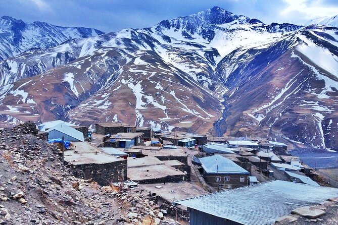 Guba and Khinalig Village Tour (Full-Day) Including Lunch - The guides can make or break the day