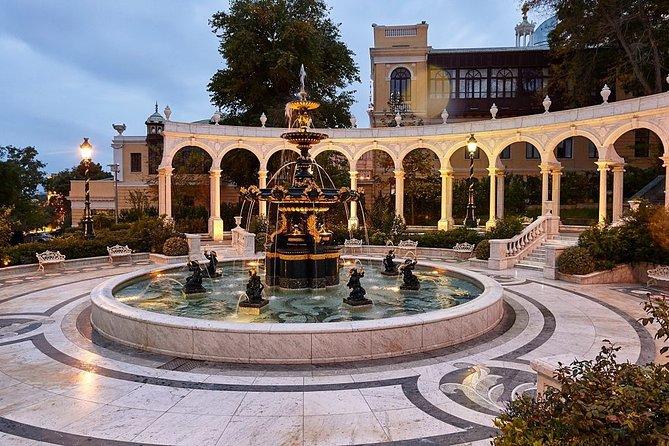 Half-Day Baku Private Walking Tour with Pickup - Why this private Baku walk works well