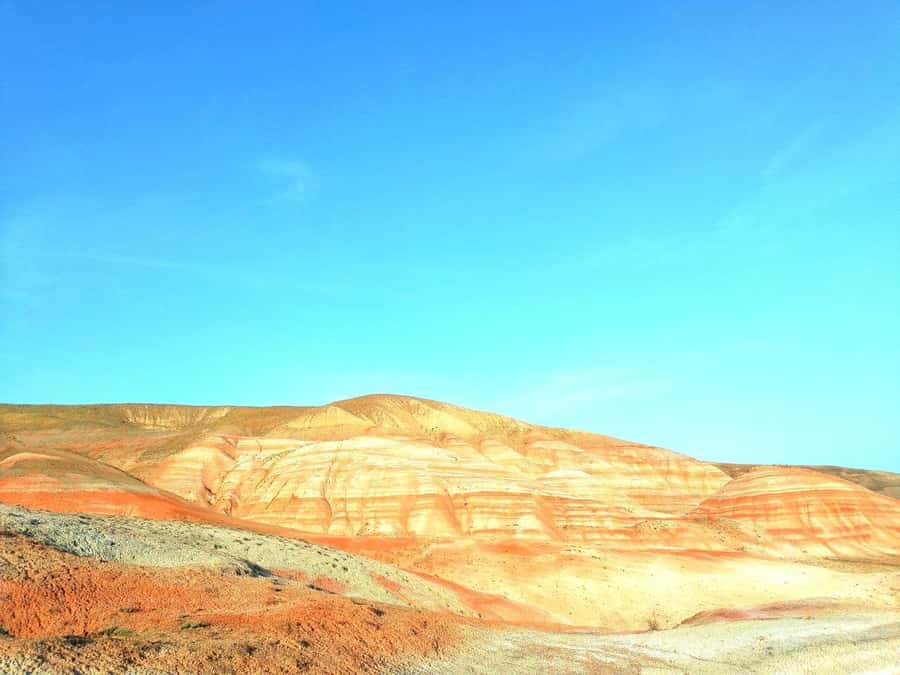 Half Day Candy Cane Mountains and Beshbarmag Private Tour - The road to Khizi and the Candy Cane Mountains