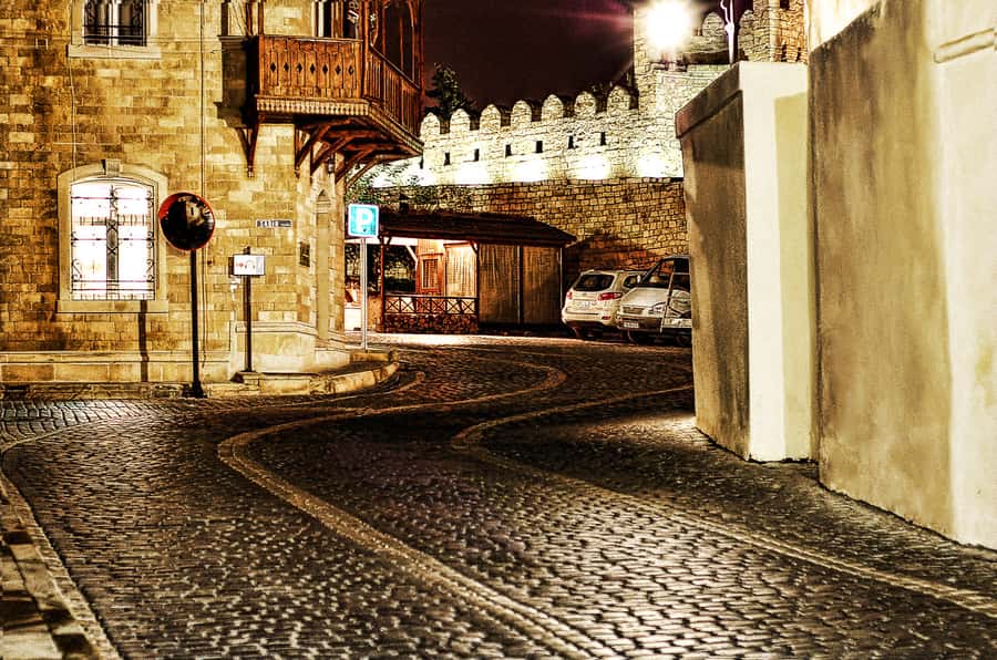Incredible Baku Nights Panoramic Tour - Nizami Street and the everyday city
