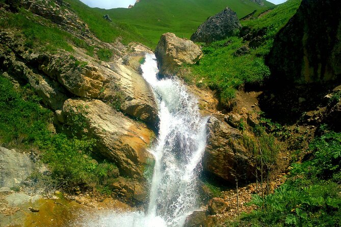 Khizi Candy Mountains, Shahdagh Full Day Guided Tour - The long approach to Shahdagh Resort
