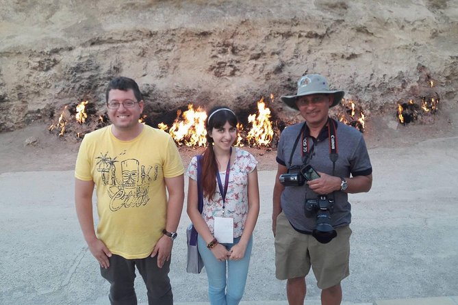 Mystic Ateshgah and Yanar Dag Tour - Ateshgah Fire Temple: one hour with the fire religion
