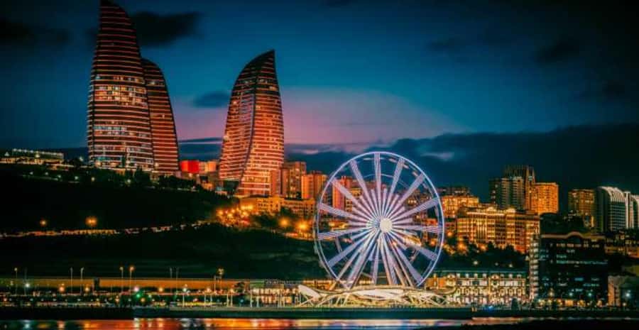 Night Lights of Baku: Guided Tour - Why Baku Works So Well After Sunset
