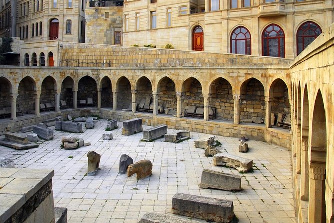 Old City Walking Tour - Juma Mosque, hamams, and smaller Old City details