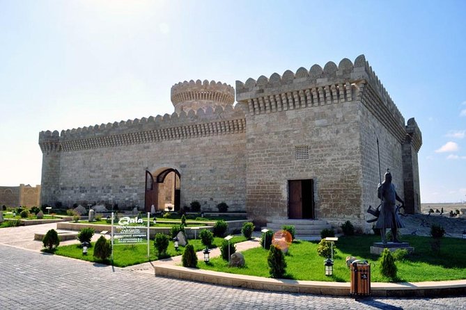 Private Absheron Peninsula Atesgah Temple & Fire Mountain - Who should book this private Baku tour?