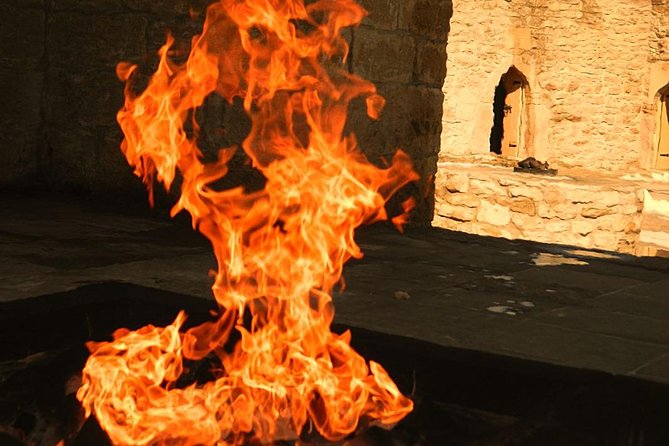 Private Absheron Peninsula Atesgah Temple & Fire Mountain - Walking into Ateshgah’s castle-like temple