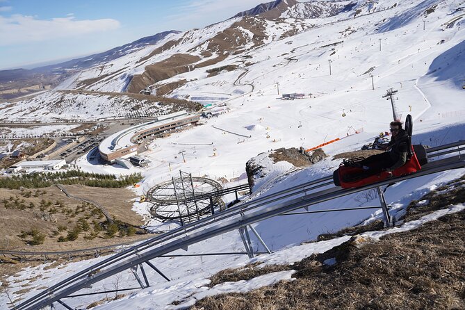 Shahdag Sightseeing and Candy Cane mountain Group Tour - The guide and vehicle experience