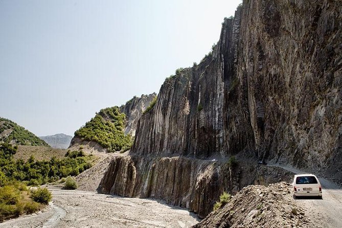 Shamakhi & Lahij Tour - Diri Baba Mausoleum on the cliff