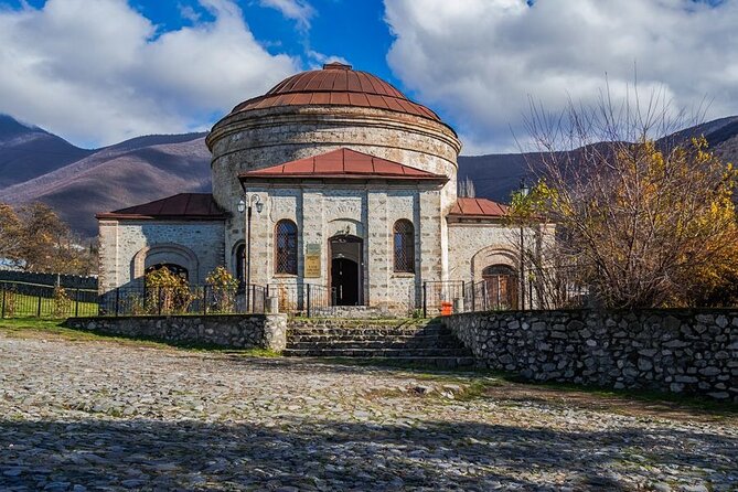 Sheki is a harmony of nature and architecture ( All inclusive ) - Guide Quality and the Importance of Language