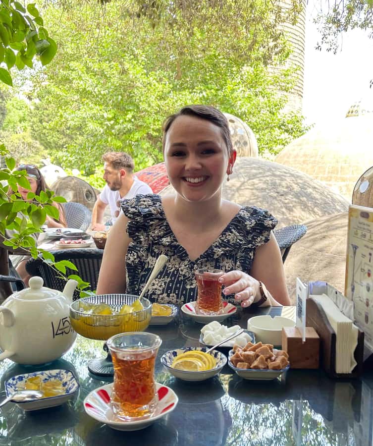 Taste of Azerbaijan: Cuisine Tour with Snacks and Dinner - Gutab, the best first taste of Azerbaijani pastry
