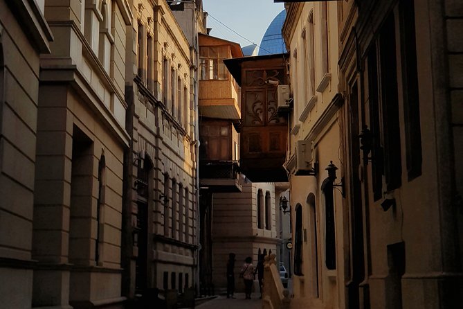 The Best Baku City Tour - Starting with the Maiden Tower and Baku’s unanswered questions